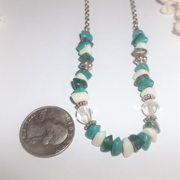 Necklace Faux Gemstone Teal Green Cream and Silver Jewelry Beaded Necklace A377 - Picture 3 of 7